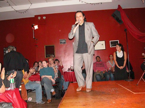 Flamenco at Alegrias - Jorge Navarro introduces the performers