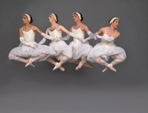 Les Ballets Trockadero de Monte Carlo in 'Swan Lake'