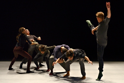RUBBERBANDance Group in Victor Quijada's'Empirical Quotient.'