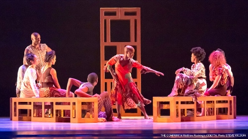 Hope Boykin (center) and the rest of the cast in Matthew Rushing's 'ODETTA.'