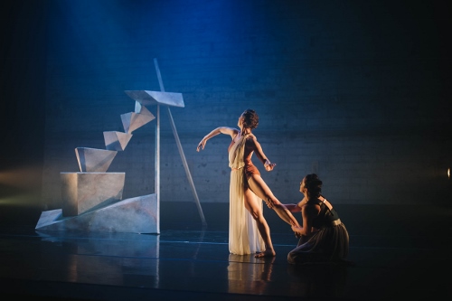 Elu Dance Company's (L-R) Mikaela Clark and Mackenzie Valley in 'barefaced.'