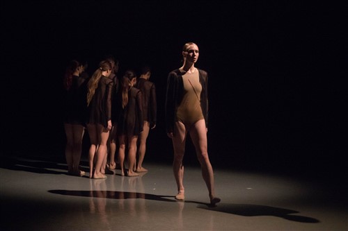 Peridance in 'Dia-Mono-Logues' choreographed by Igal Perry.