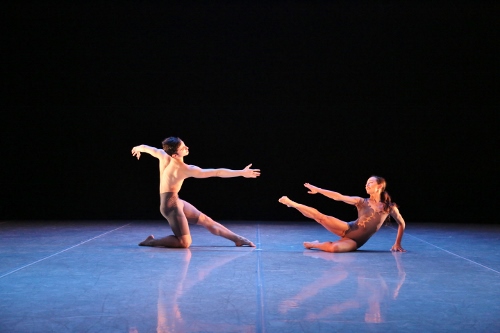 Carley Marholin and Giacomo Bavutti in Martha Graham’s Stars duet from 'Canticle for Innocent Comedians'