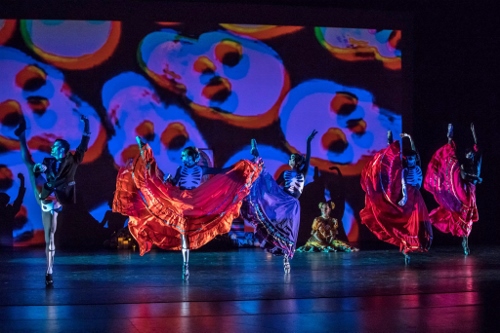 Oakland Ballet Company in Graham Lustig's 'Luna Mexicana.'