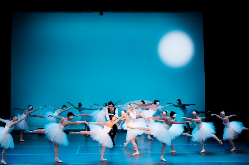 North Pointe Ballet in 'Swan Lake'.