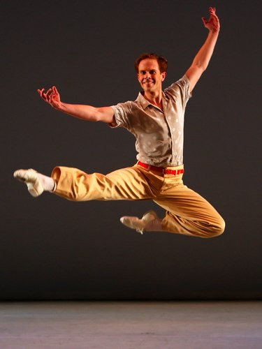 Pennsylvania Ballet's Matthew Neenan in <i>Company B</i>
