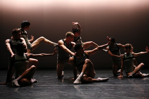 Cedar Lake Contemporary Ballet performs 'Symptoms of Development' by Jacopo Godani