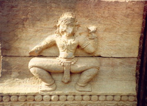 Temple relief of the basic Odissi stance: chowk or 'square', considered by dancers as related to the pose of the Jagannath image.