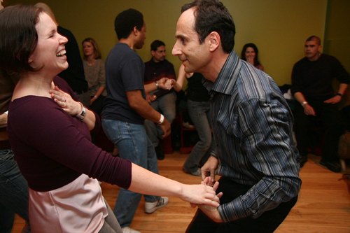 Swing and Salsa at Club 412<br> (<a href='http://www.liveswideopen.com/'>www.liveswideopen.com/</a>) 