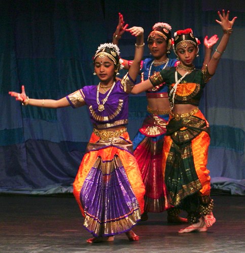 Dancers from India perform at Lotus festival in 2006