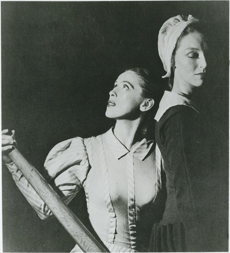 Martha Graham and May O'Donnell in the original 'Appalachian Spring' - 1944