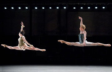 Nicola Curry and David Hallberg in 'Citizen'