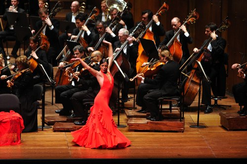 Nuria Pomares performs with the New York Philharmonic