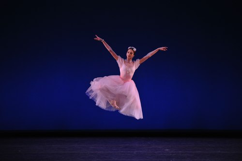 Yekaterina Kondaurova (Mariinsky Ballet)
