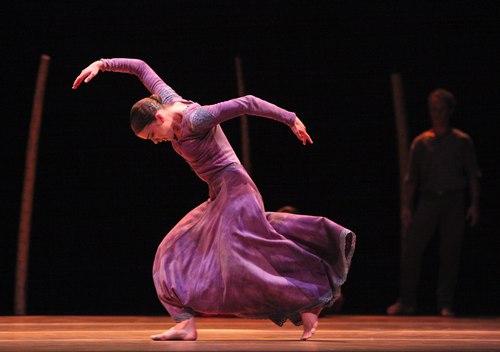 Houston Ballet's program: Of An Era Ballet: Jardi Tancat choreographed by Nacho Duato Dancers: Jaquel Andrews 